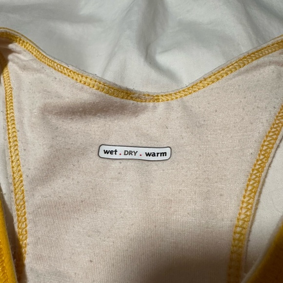 Lululemon tank - Picture 3 of 4